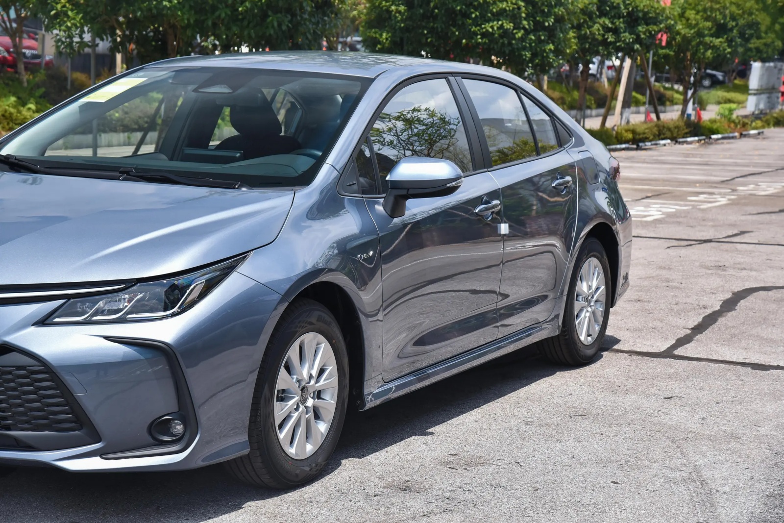2024款丰田卡罗拉 1.8l 