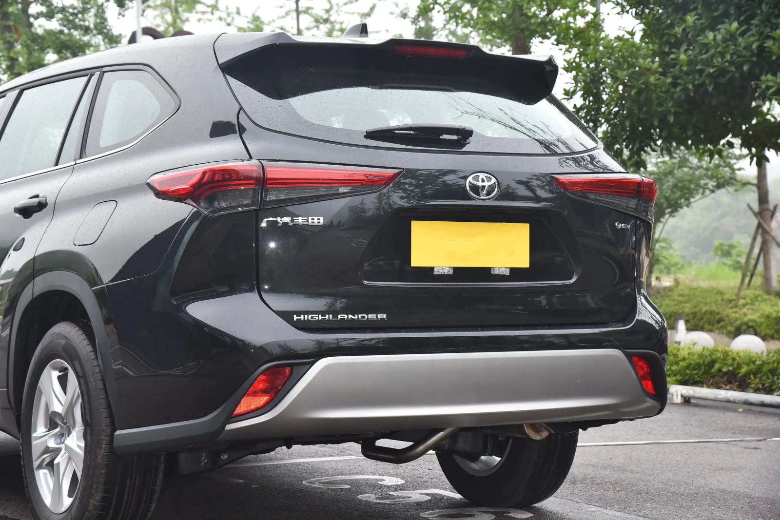 2024款丰田汉兰达 2.5l